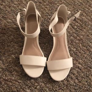 White wedges